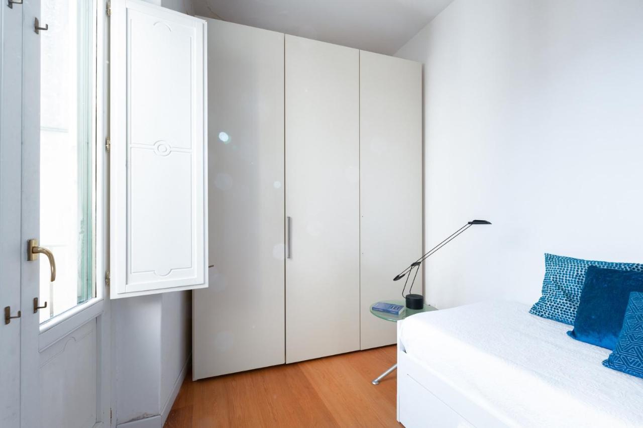 Casa Flo Con Terrazza E Ascensore Салерно Екстериор снимка