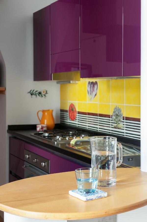 Casa Flo Con Terrazza E Ascensore Салерно Екстериор снимка