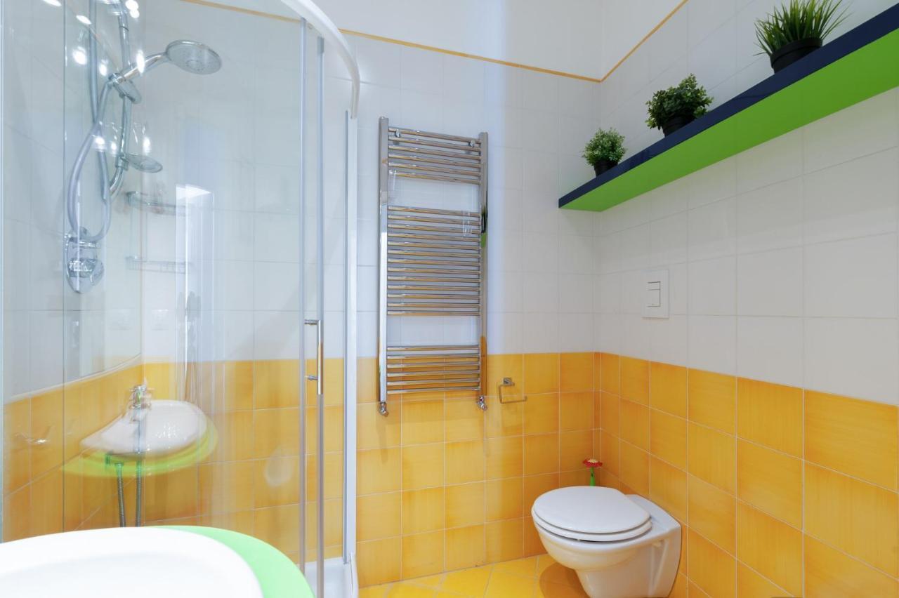 Casa Flo Con Terrazza E Ascensore Салерно Екстериор снимка