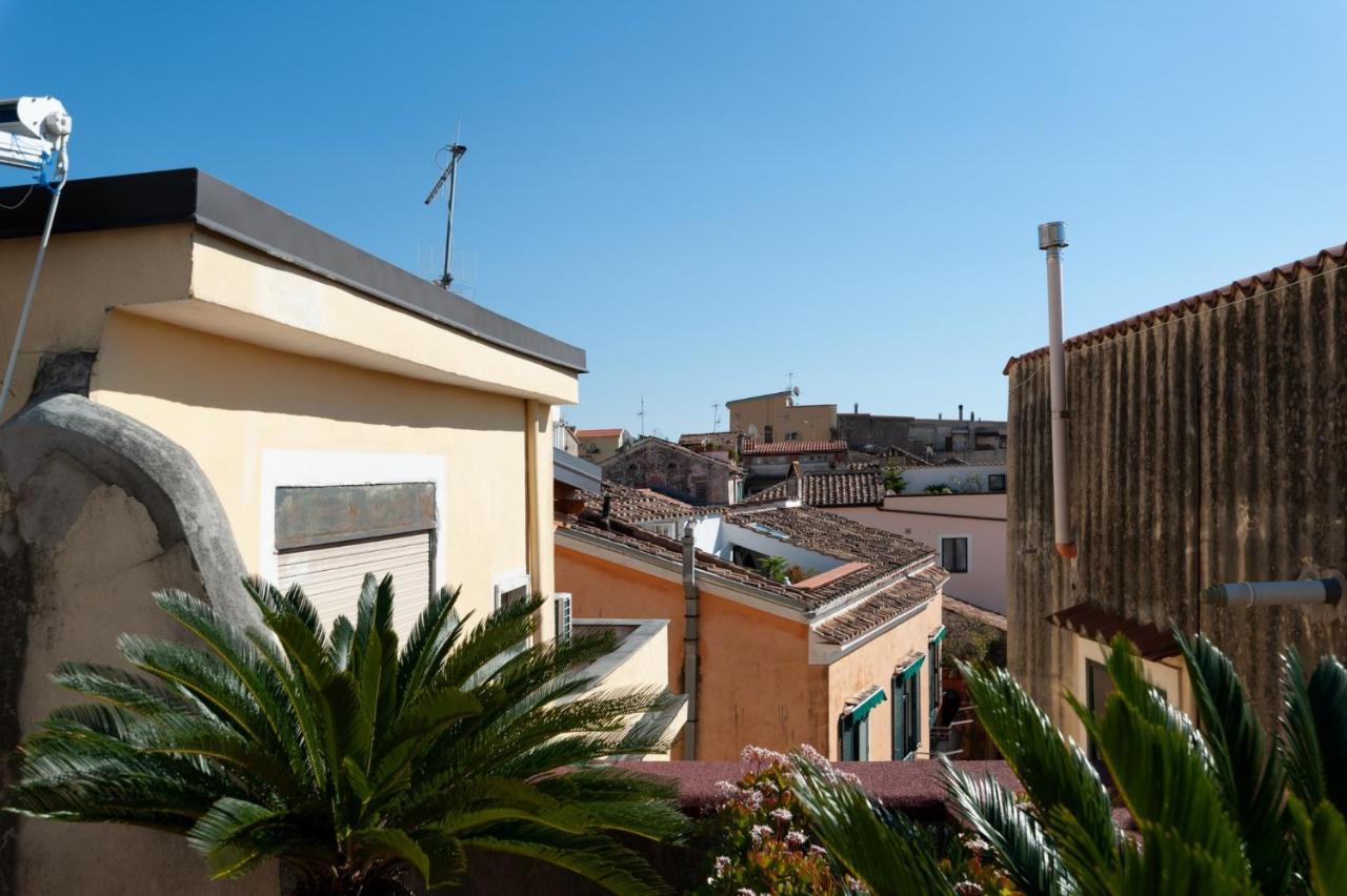 Casa Flo Con Terrazza E Ascensore Салерно Екстериор снимка