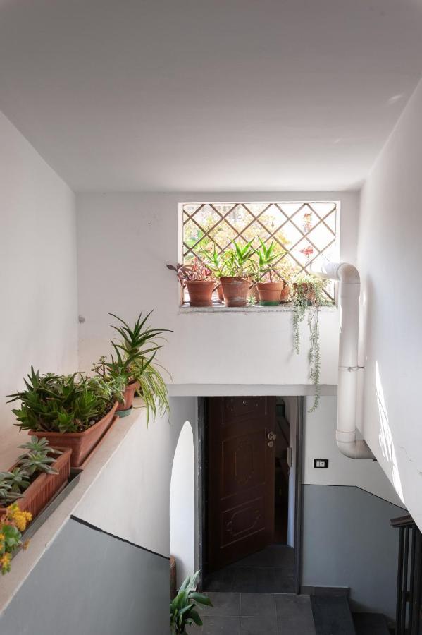 Casa Flo Con Terrazza E Ascensore Салерно Екстериор снимка
