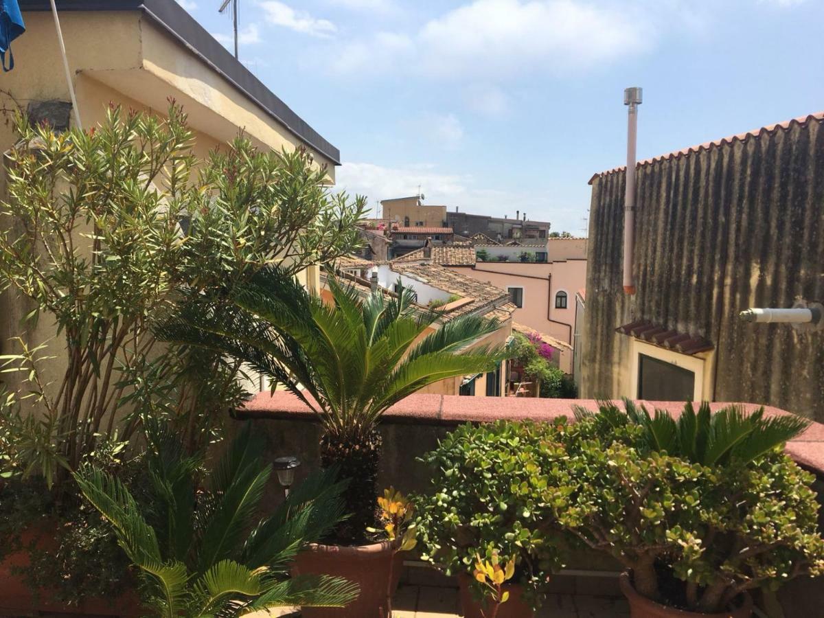 Casa Flo Con Terrazza E Ascensore Салерно Екстериор снимка